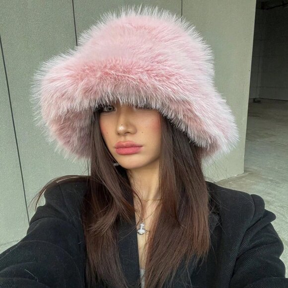Pink Women's Warm faux fur Bucket Hat - Picture 1 of 8